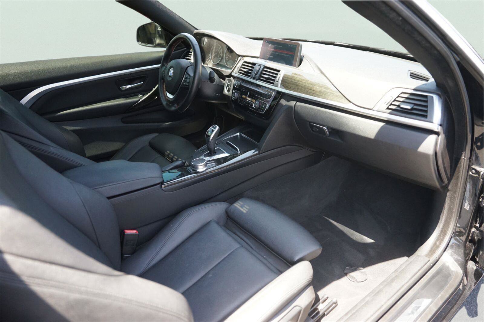 Used 2019 BMW 430i Coupe w/ Convenience Package RWD image 13