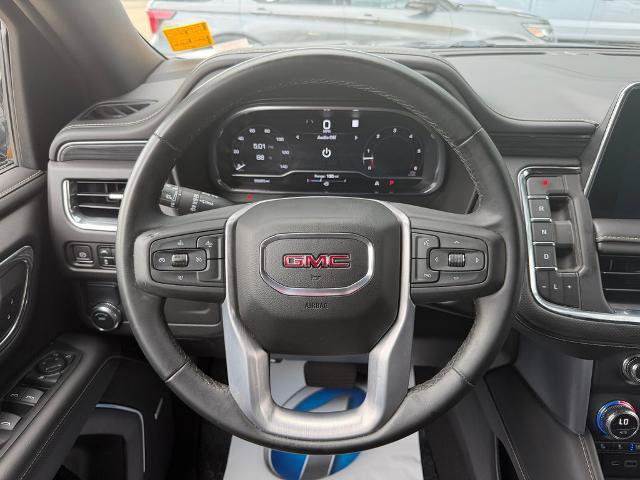 Used 2023 GMC Yukon XL SLT RWD image 15