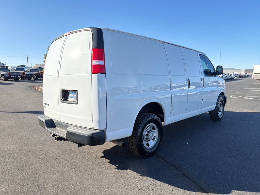 Used 2022 Chevrolet Express 2500 w/ Driver Convenience Package RWD image 5