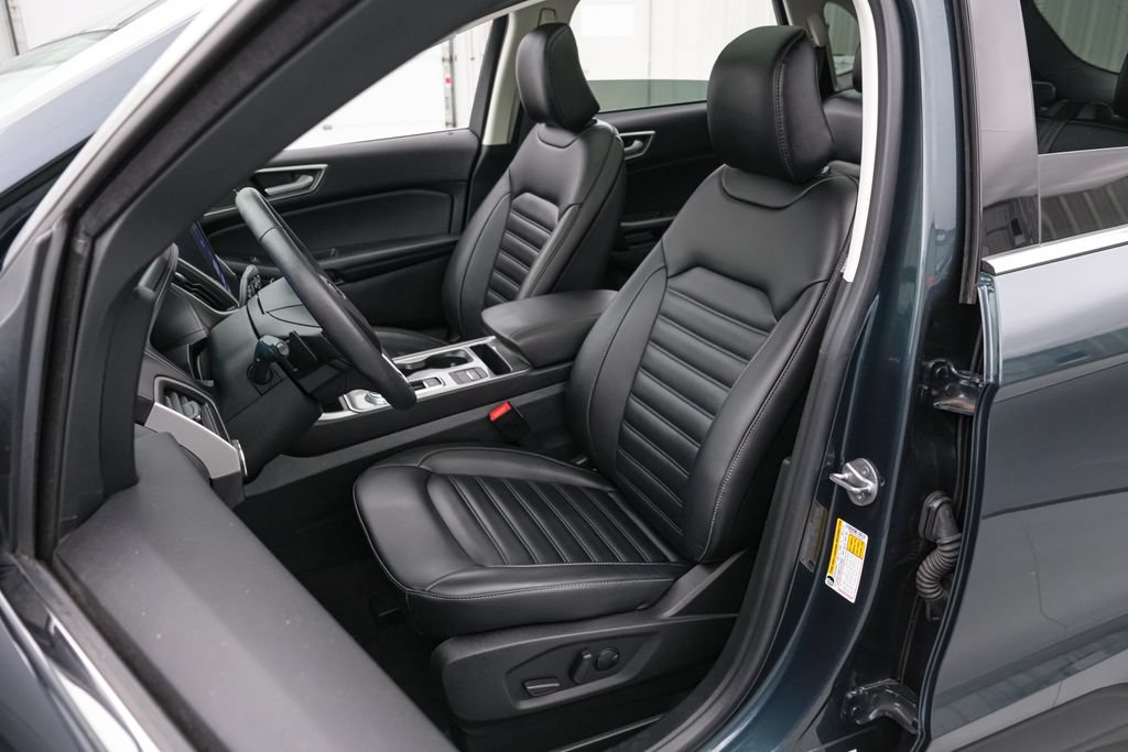 Certified 2023 Ford Edge SEL w/ Convenience Package AWD/4WD image 11