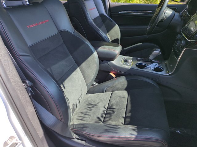 Used 2021 Jeep Grand Cherokee Trailhawk AWD/4WD image 35