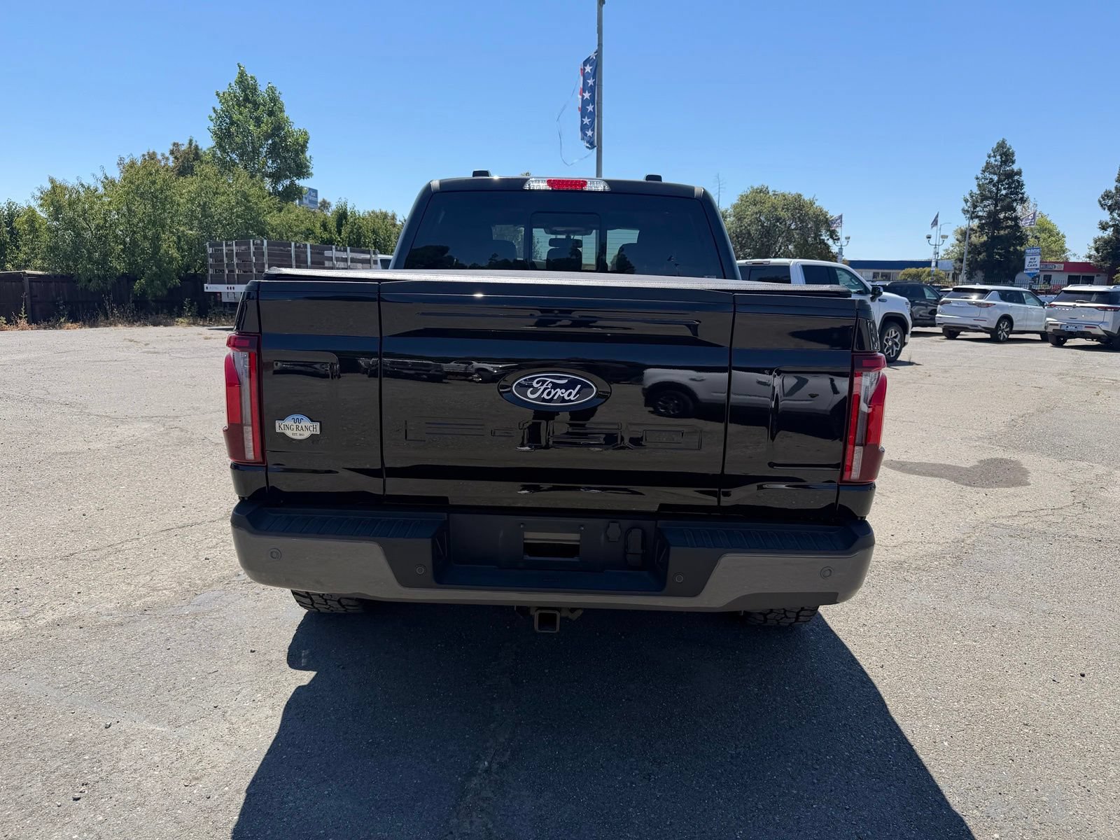 Certified 2025 Ford F150 King Ranch w/ FX4 Off-Road Package AWD/4WD image 4