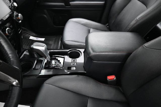 Used 2023 Toyota 4Runner TRD Off-Road Premium w/ Off Road Premium Plus Package AWD/4WD image 33
