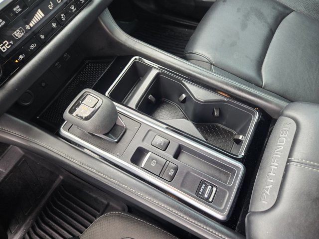 Used 2023 Nissan Pathfinder SL w/ SL Premium Package FWD image 17