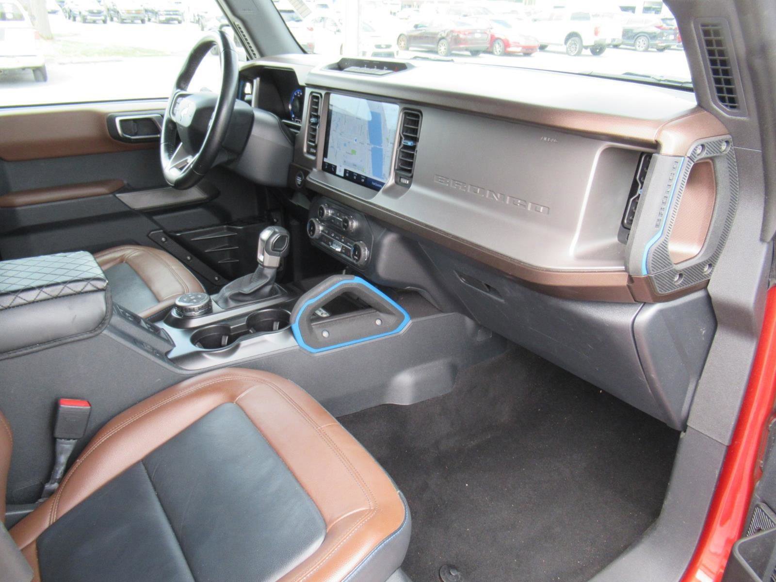 Certified 2022 Ford Bronco Outer Banks AWD/4WD image 12