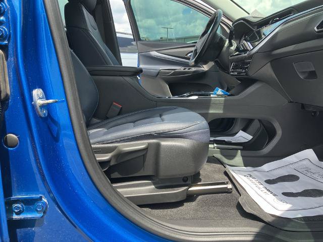 Used 2022 Chevrolet Bolt EUV LT w/ Convenience Package FWD image 30