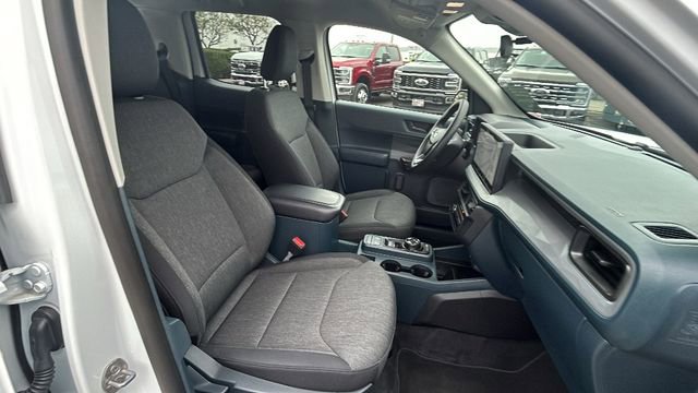 Certified 2025 Ford Maverick XLT w/ Black Appearance Package image 11