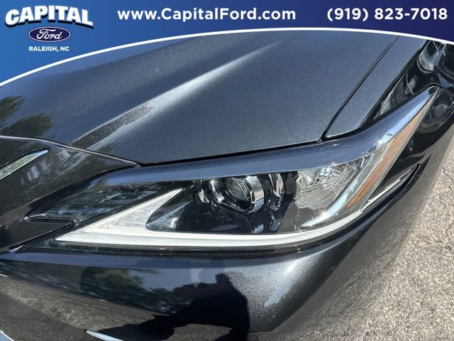 Used 2023 Lexus ES 350 w/ Accessory Package (Z1) FWD image 11