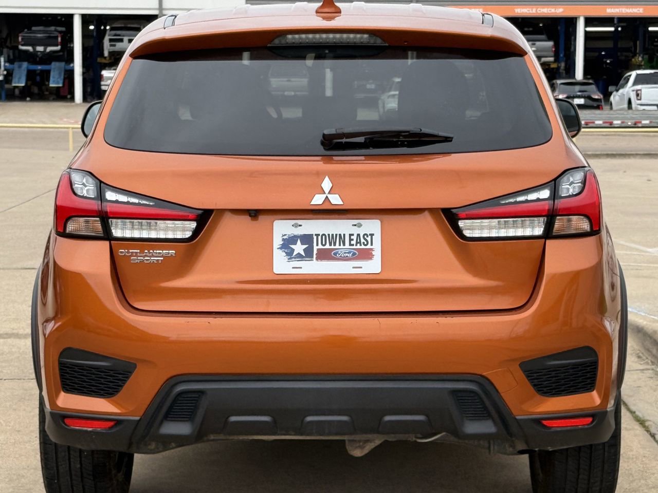 Used 2020 Mitsubishi Outlander Sport ES FWD image 6