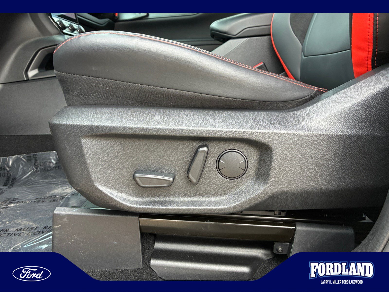 Certified 2025 Ford Ranger Raptor AWD/4WD image 14