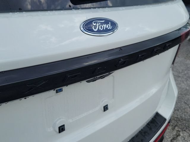 Certified 2025 Ford Explorer ST-Line RWD image 5