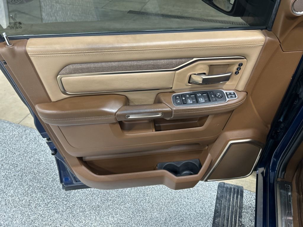 Used 2024 RAM 3500 Limited w/ Towing Technology Group AWD/4WD image 12