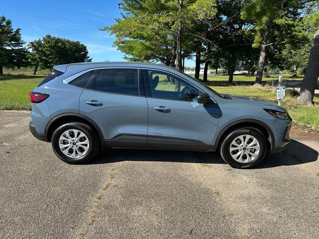 Certified 2024 Ford Escape Active w/ Tech Pack #1 AWD/4WD image 7