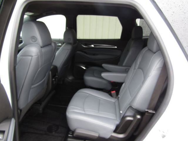 Used 2024 Buick Enclave Essence w/ Sport Touring Edition AWD/4WD image 33