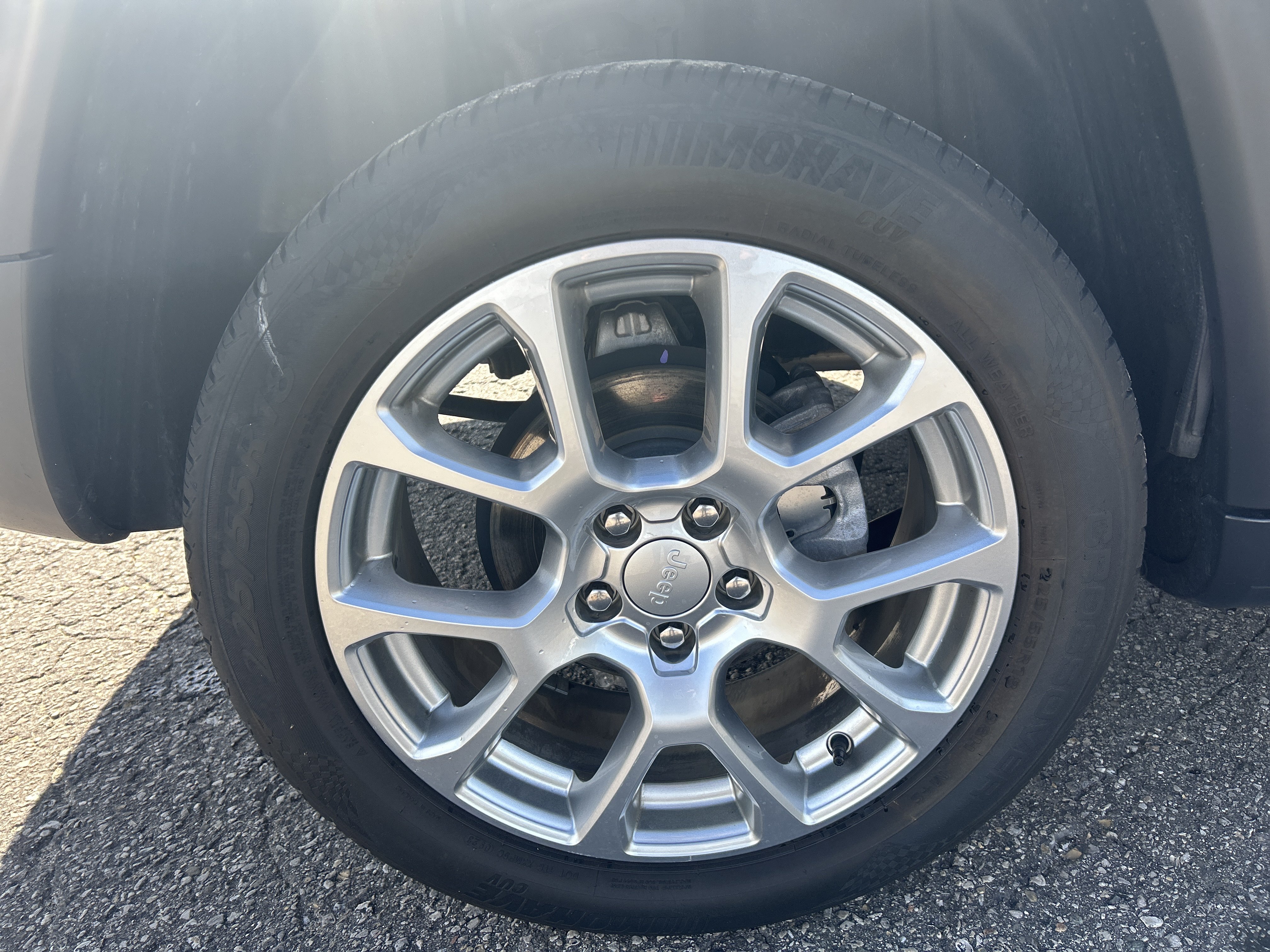 Used 2023 Jeep Compass Latitude AWD/4WD image 27