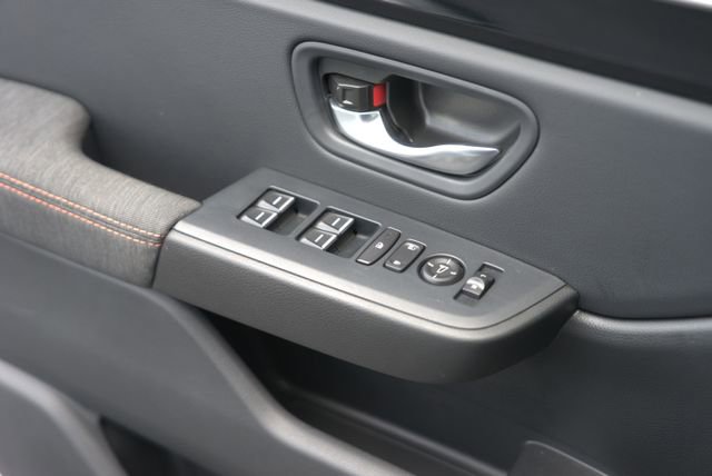 Used 2025 Honda Pilot Sport image 29