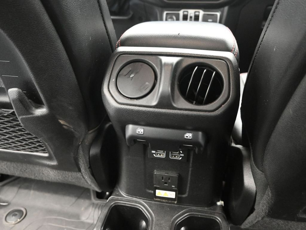 Used 2022 Jeep Gladiator Rubicon AWD/4WD image 12