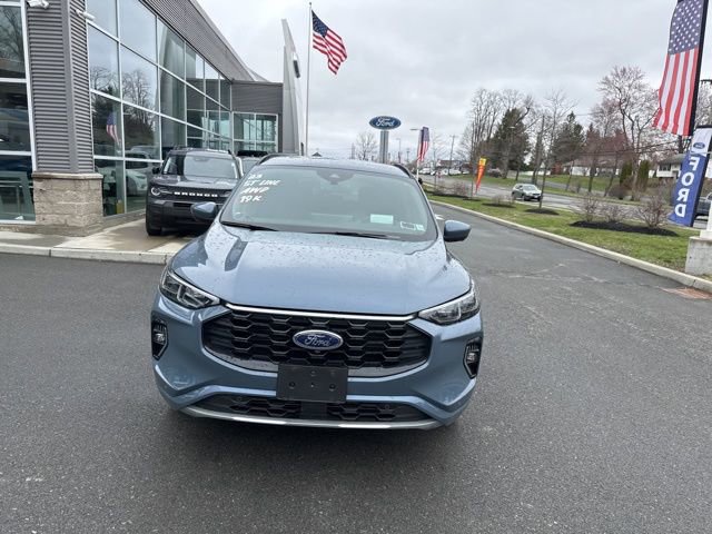 Certified 2023 Ford Escape ST-Line Elite w/ Premium Technology Package AWD/4WD image 3