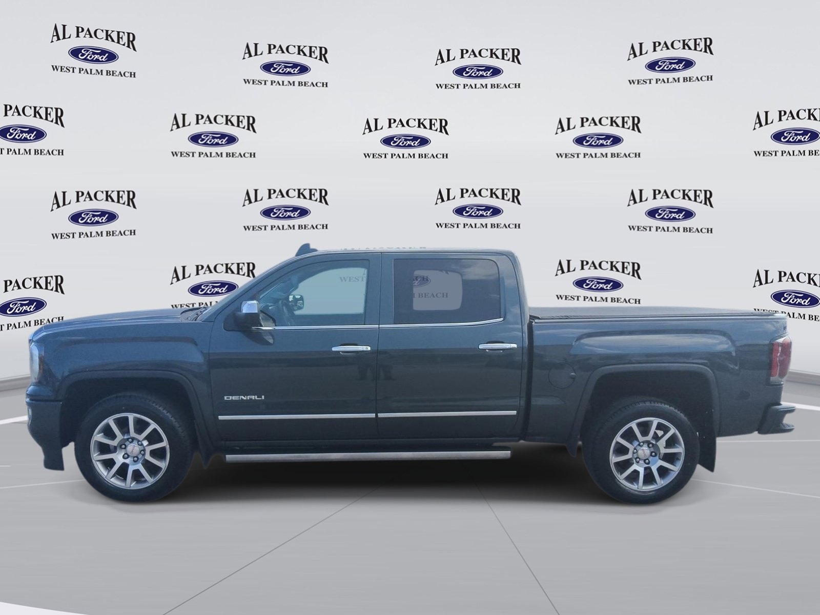 Used 2017 GMC Sierra 1500 Denali w/ Denali Ultimate Package AWD/4WD image 2