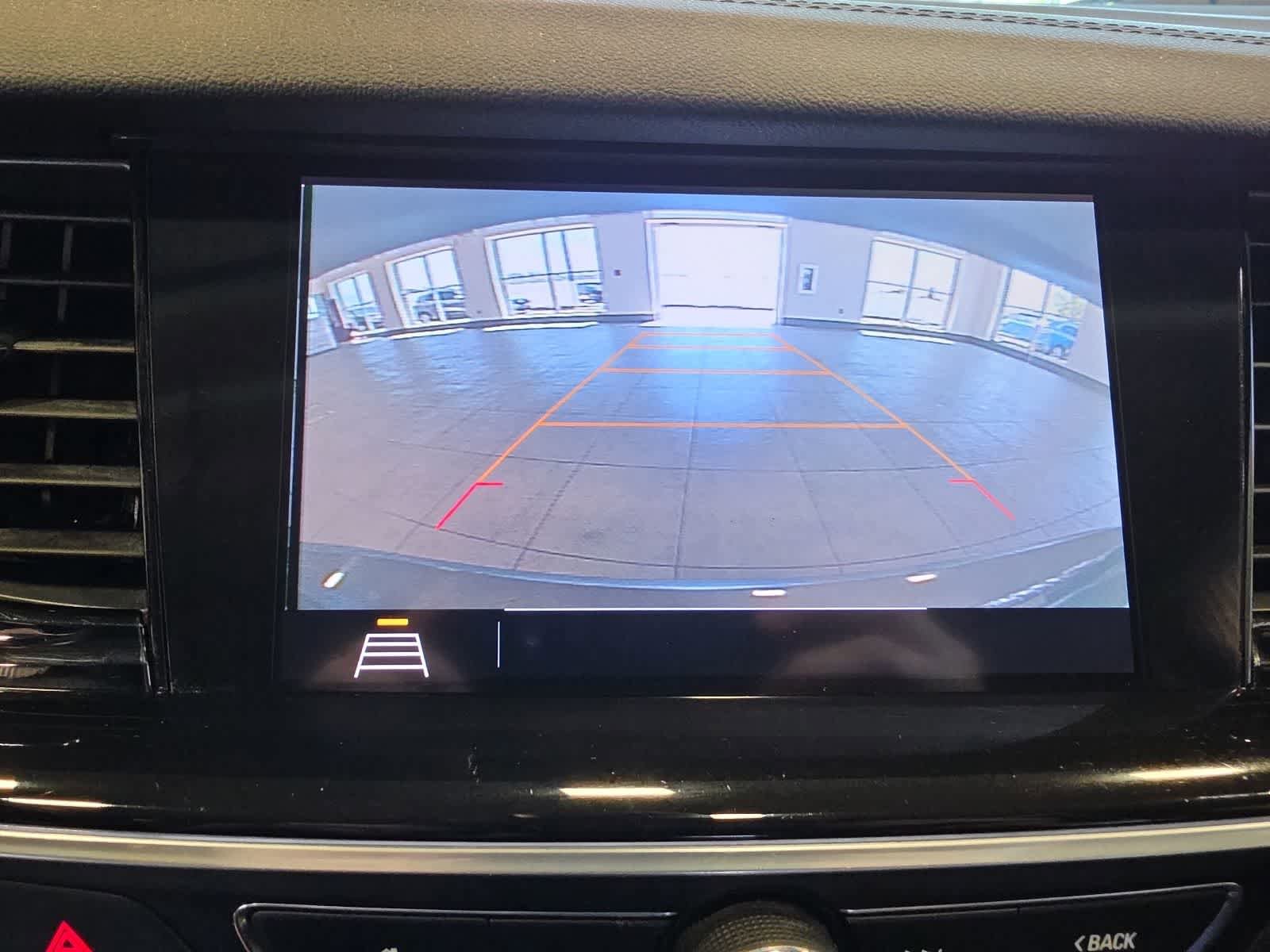 Used 2019 Buick Regal Essence w/ Driver Confidence Package I AWD/4WD image 28