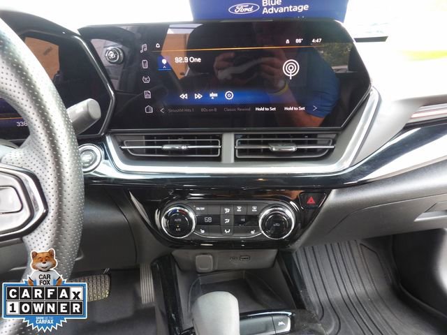 Used 2024 Chevrolet Trax RS w/ Sunroof Package image 17