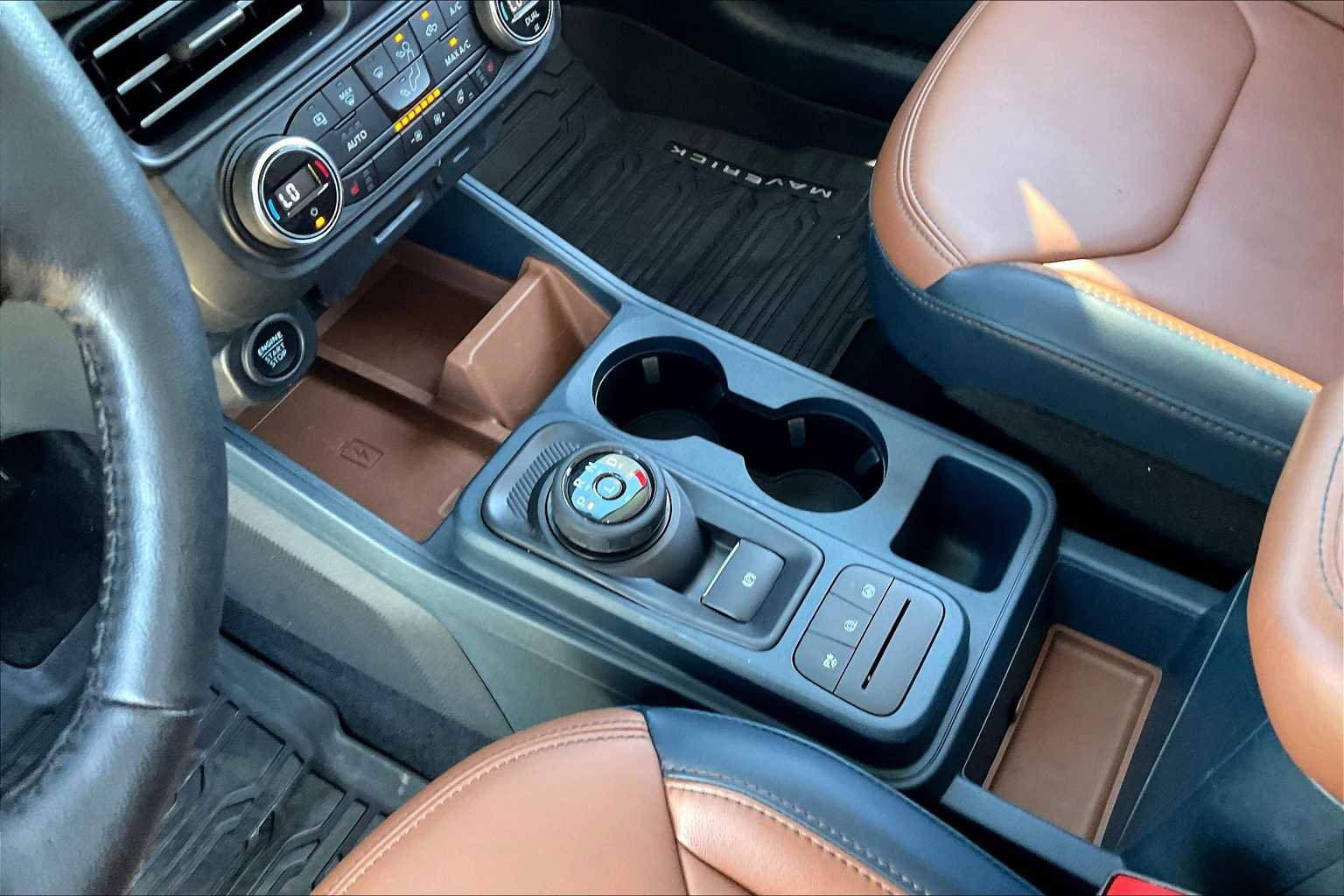 Certified 2022 Ford Maverick Lariat w/ Lariat Luxury Package FWD image 16