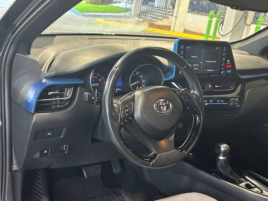 Used 2019 Toyota C-HR XLE FWD image 29