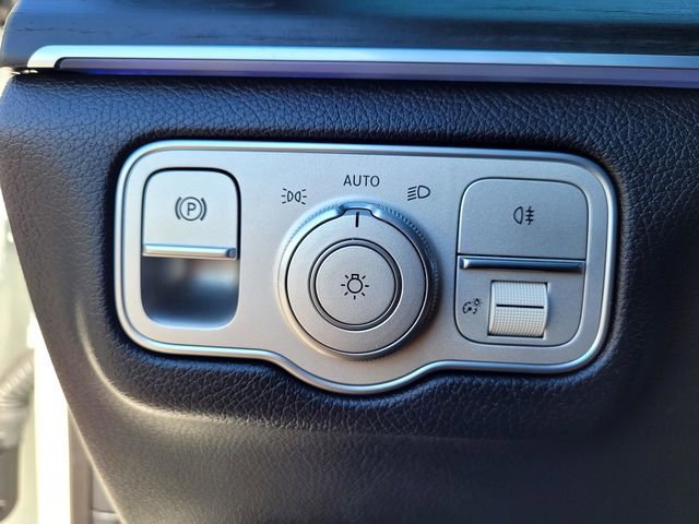 Used 2025 Mercedes-Benz GLS 450 4MATIC image 15