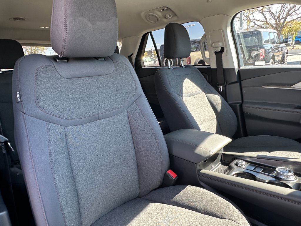 Certified 2026 Ford Explorer Active RWD image 17