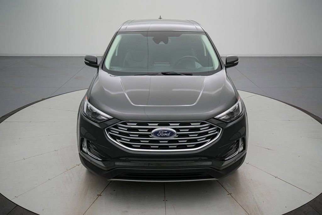 Certified 2022 Ford Edge Titanium image 9