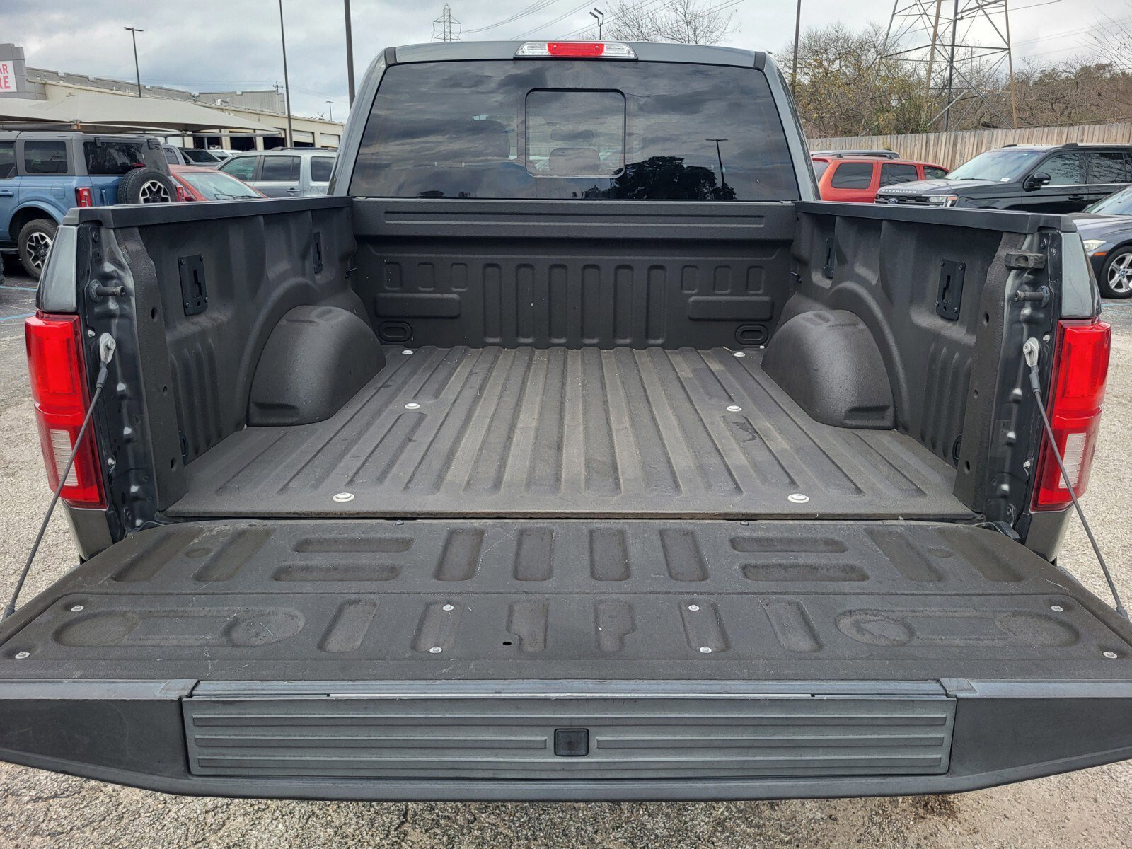 Certified 2019 Ford F150 Lariat w/ Equipment Group 502A Luxury image 32