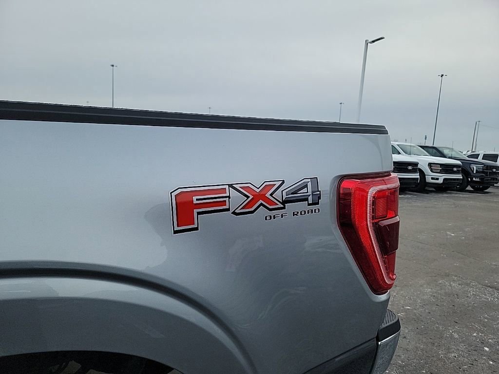 Certified 2021 Ford F150 XLT w/ Equipment Group 302A High image 30