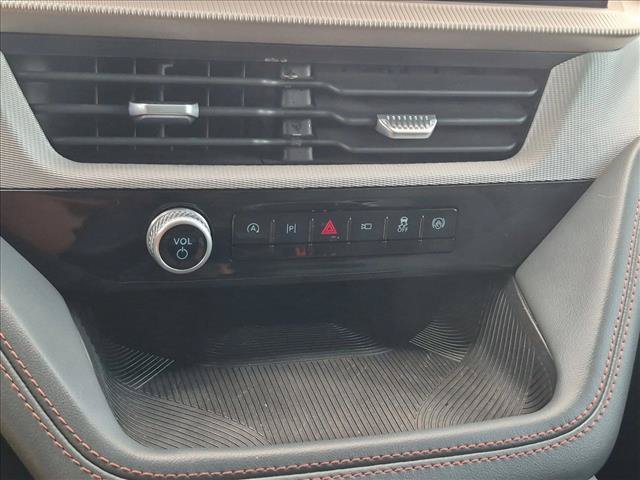 Certified 2025 Ford Explorer Active RWD image 15