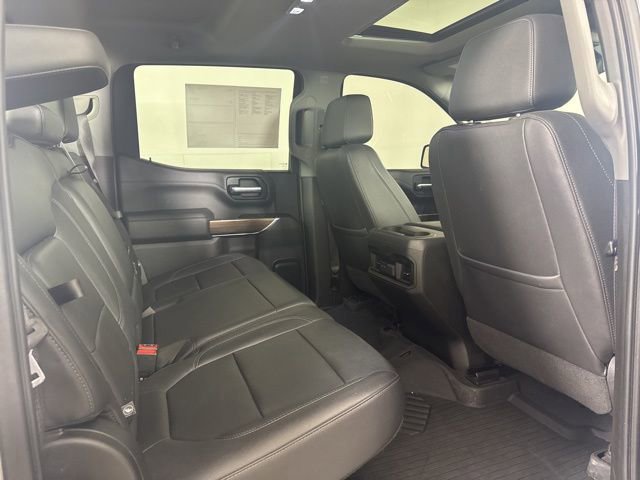 Used 2021 Chevrolet Silverado 1500 LT Trail Boss w/ LT Trail Boss Premium Package image 9