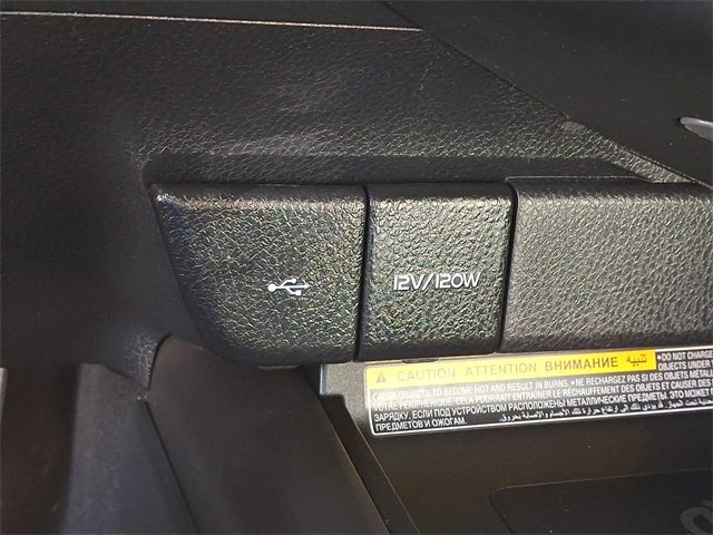 Used 2021 Toyota Camry XLE image 25