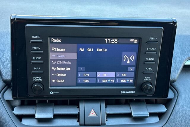 Used 2020 Toyota RAV4 XLE w/ XLE Grade Weather Package image 15