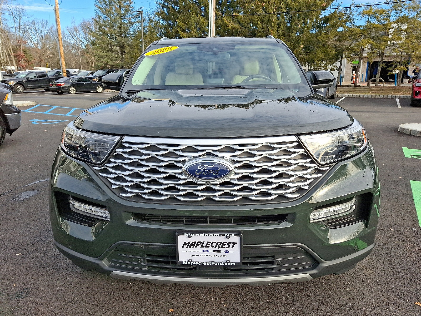 Certified 2022 Ford Explorer Platinum w/ Equipment Group 601A image 2