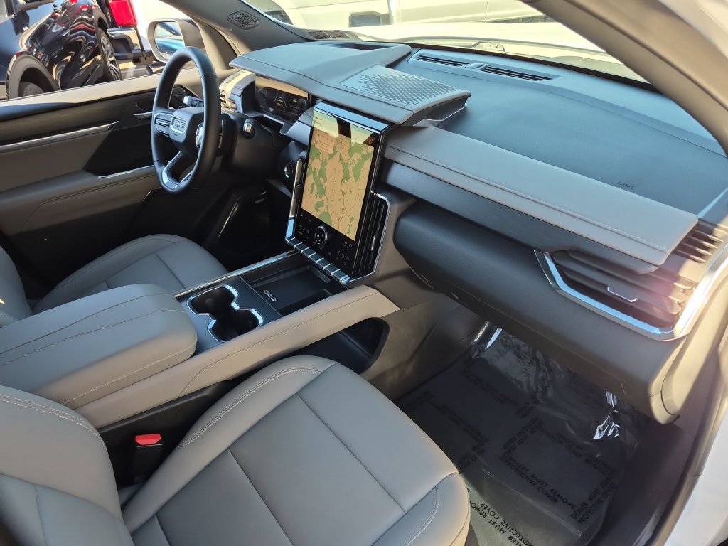Used 2026 GMC Acadia Elevation w/ Elevation Premium Package FWD image 43