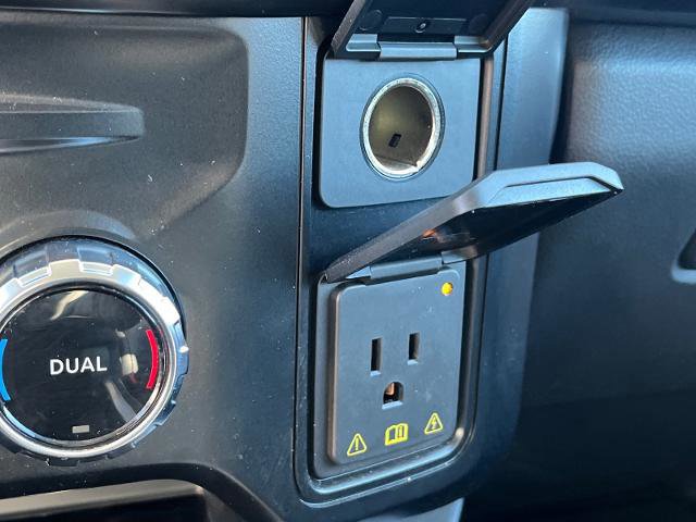 Certified 2024 Ford F350 Lariat w/ FX4 Off-Road Package image 14