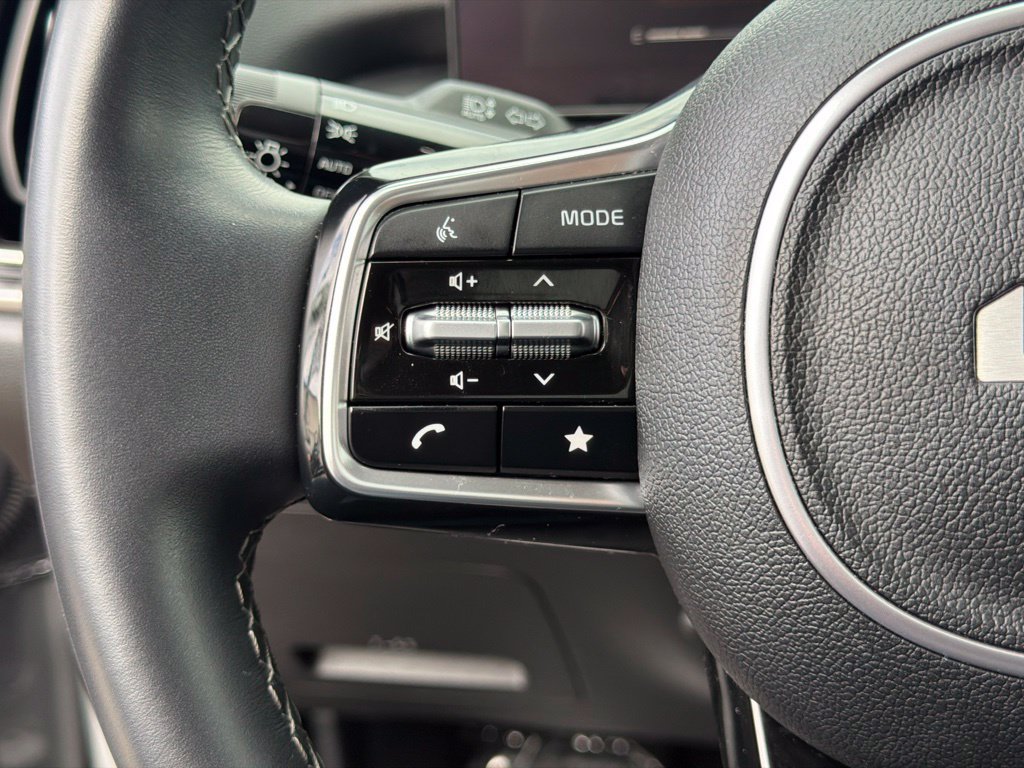 Used 2025 Kia Sorento S w/ Panoramic Sunroof Package FWD image 30