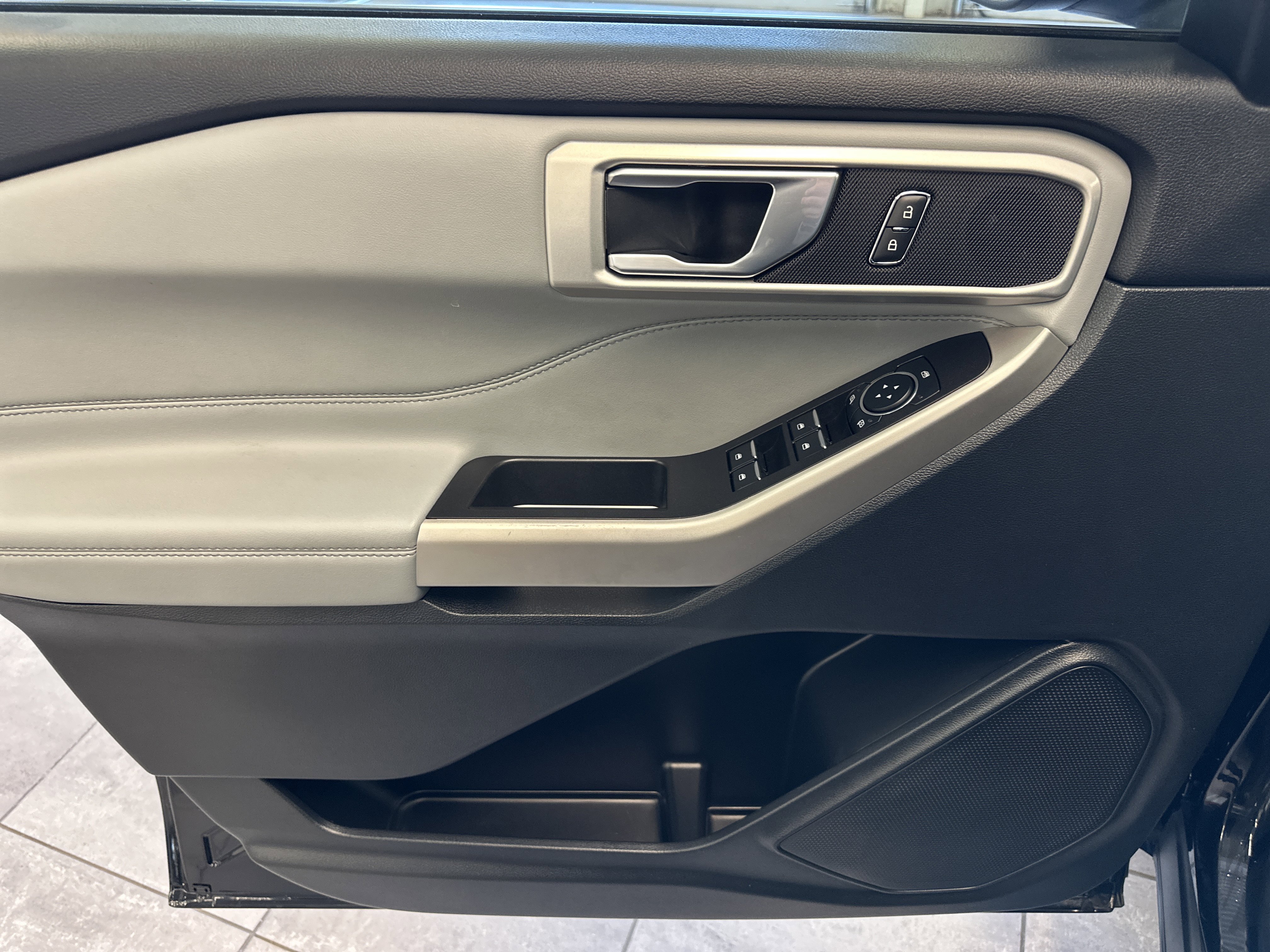 Certified 2023 Ford Explorer XLT w/ Equipment Group 202A image 22