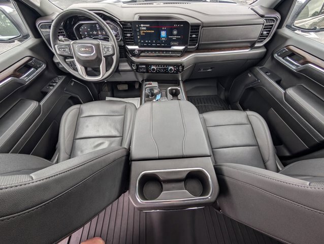 Used 2024 GMC Sierra 1500 SLT w/ SLT Premium Plus Package AWD/4WD image 28