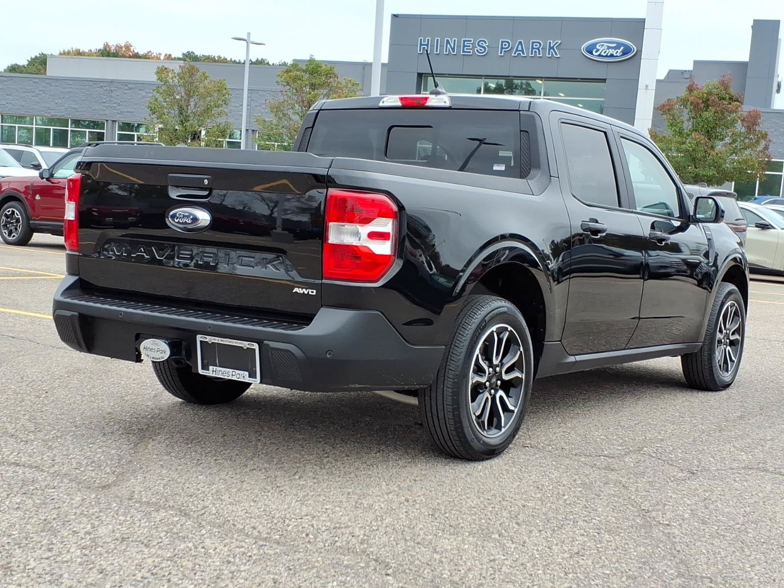 Certified 2024 Ford Maverick Lariat w/ 4K Tow Package AWD/4WD image 7