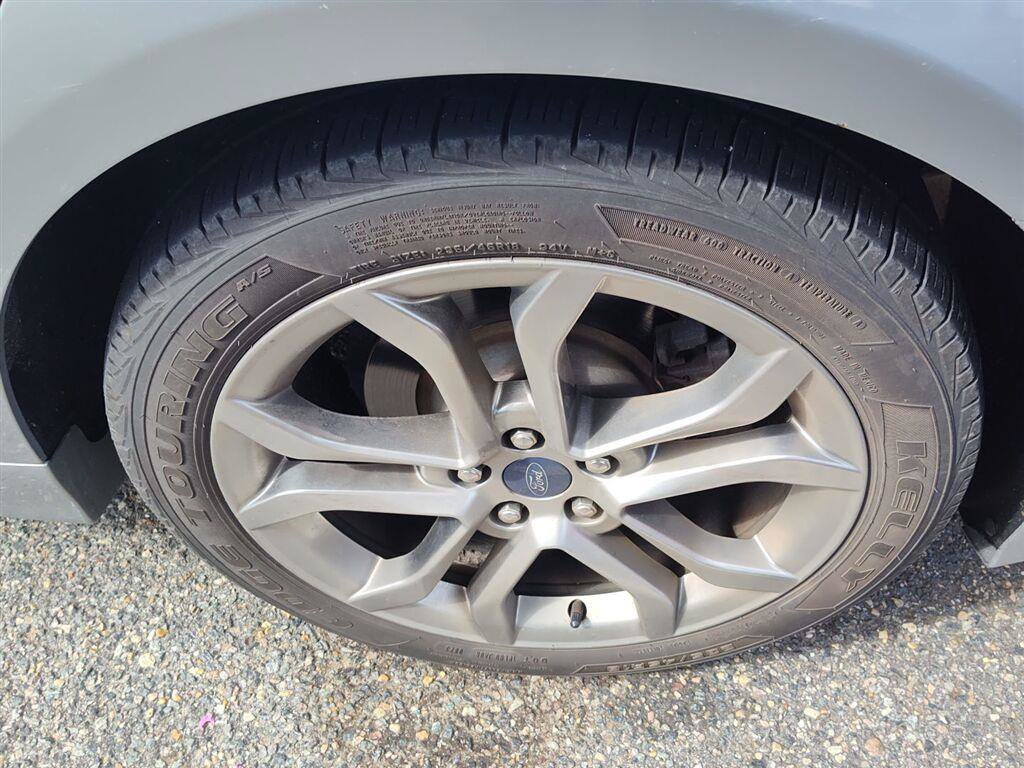Certified 2020 Ford Fusion SEL FWD image 5