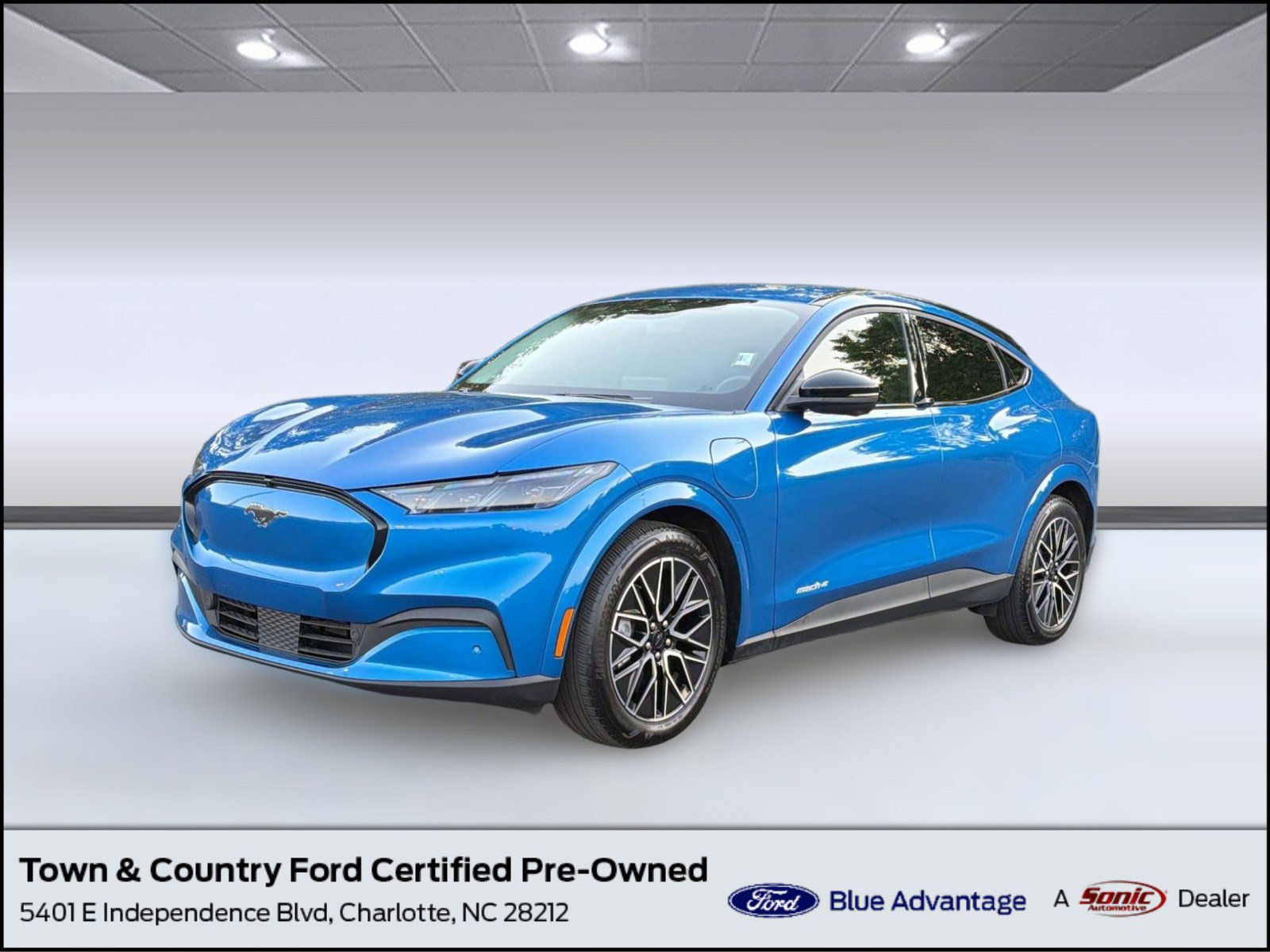 Certified 2025 Ford Mustang Mach-E Premium RWD image 1