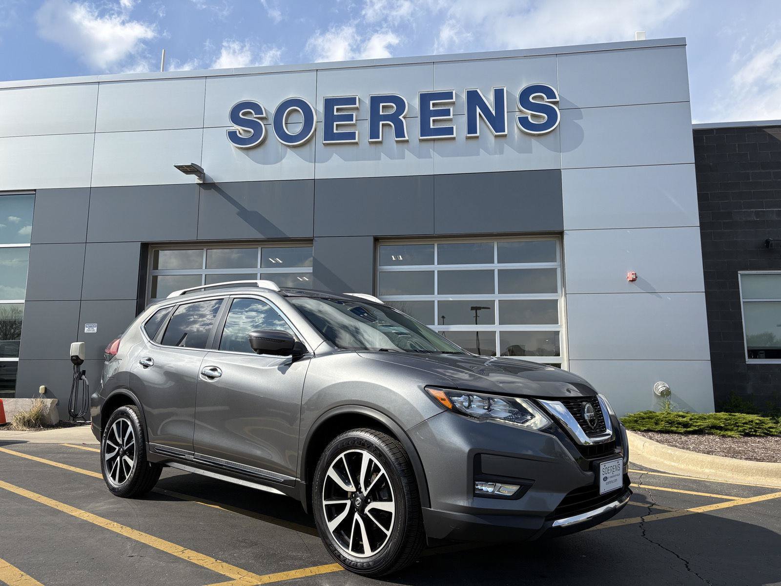 Used 2020 Nissan Rogue SL w/ Premium Package AWD/4WD image 1