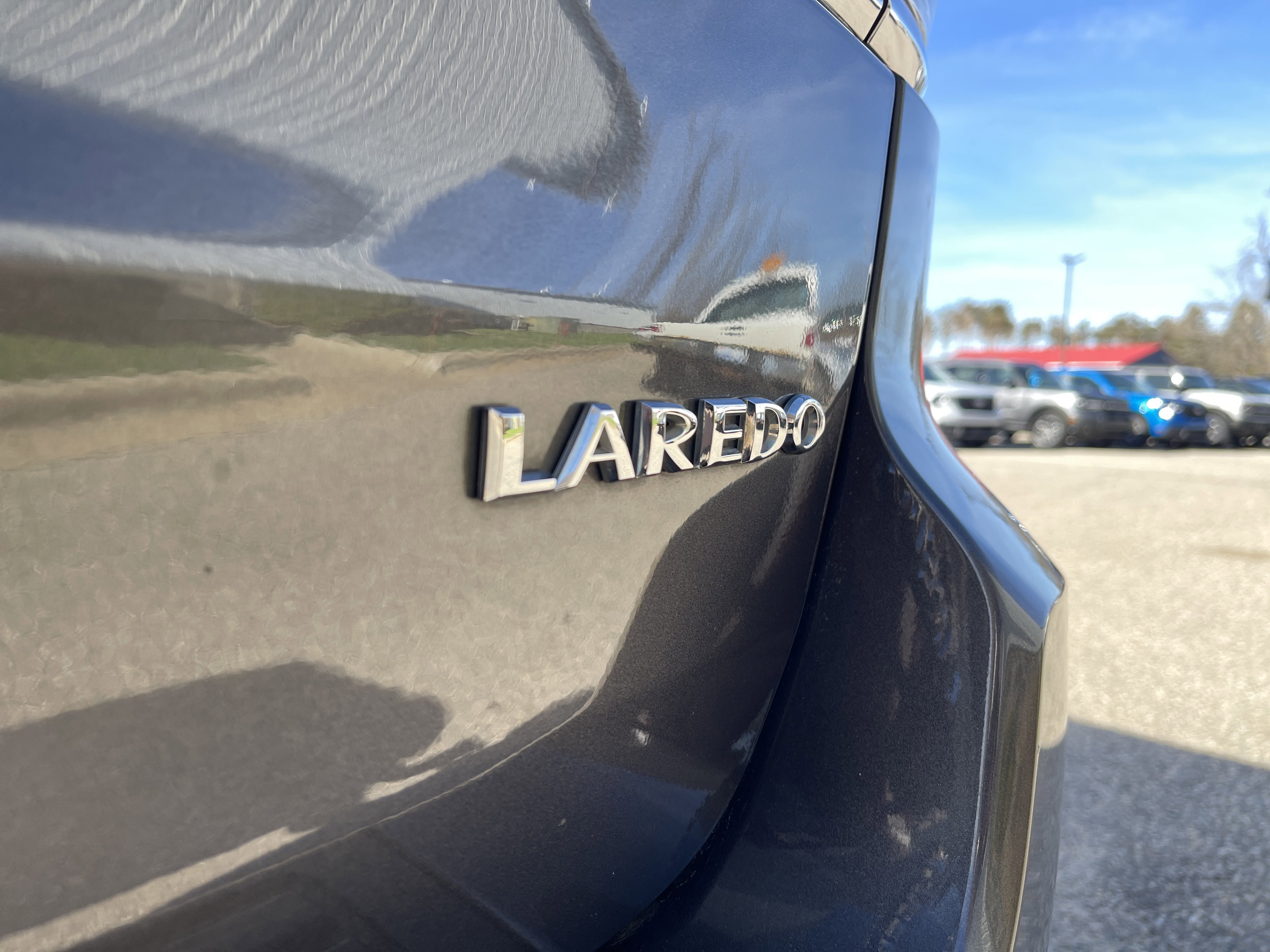 Used 2021 Jeep Grand Cherokee Laredo w/ Trailer Tow Group IV AWD/4WD image 29