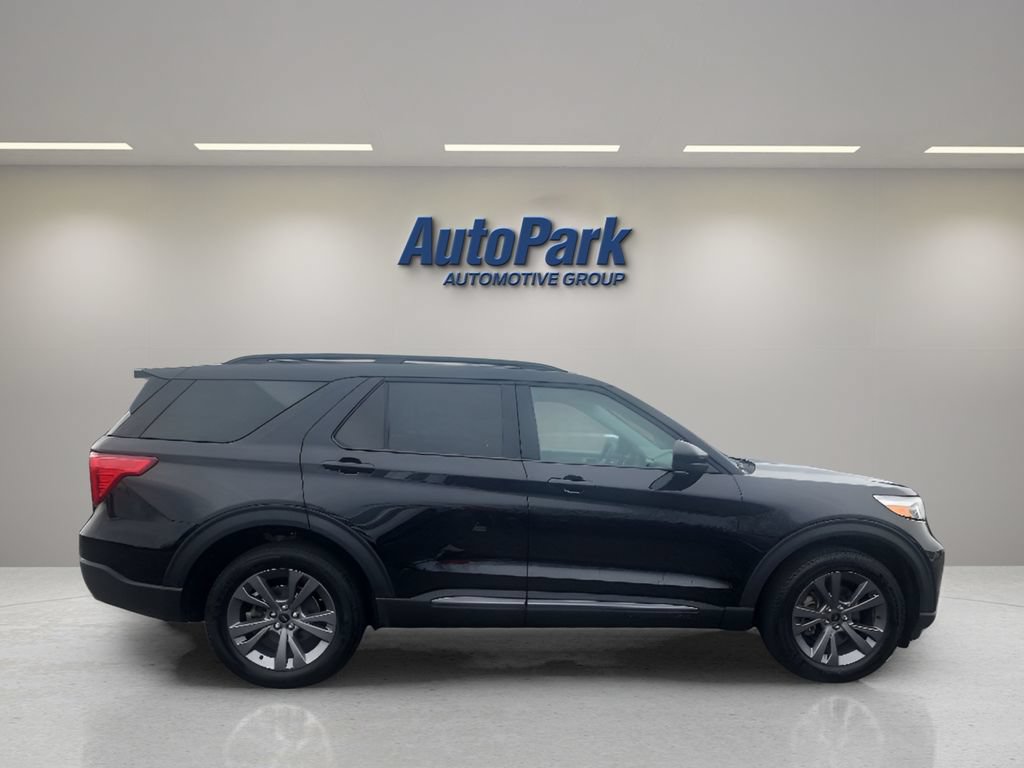 Certified 2024 Ford Explorer XLT w/ Equipment Group 202A AWD/4WD image 9