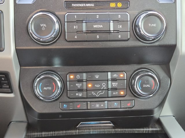Certified 2021 Ford F250 Lariat w/ Chrome Package AWD/4WD image 17