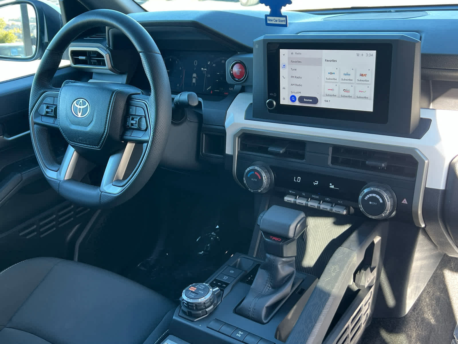 Used 2024 Toyota Tacoma TRD Off-Road image 20